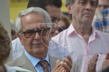 Acto de descubrimiento de la placa de la calle de Farmacéutico Francisco Artiles Betancor (Foto TA)